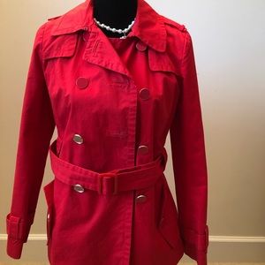 EUC Banana Republic trench coat. Red. Small